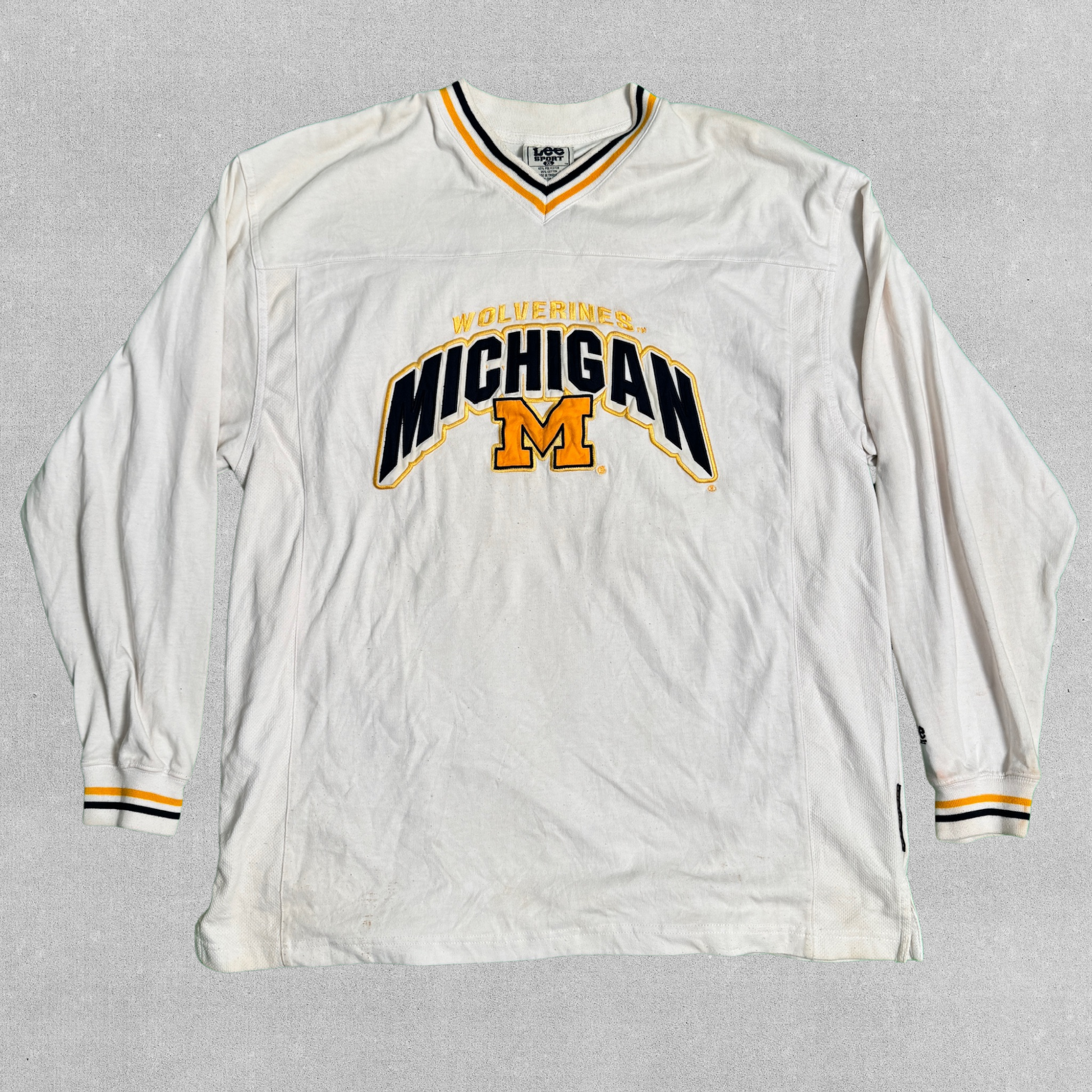 Lee Sport Michigan Long Sleeve Embroidered V-Neck Shirt | XL