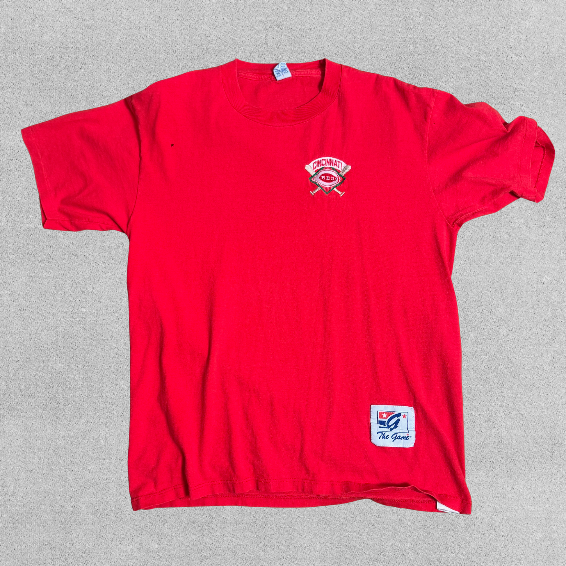 The Game Vintage Cincinnati Reds Embroidered Logo Tee | L